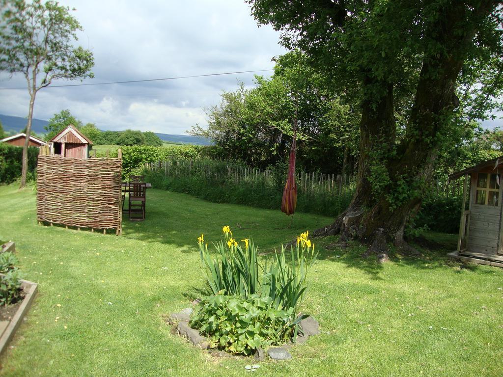 Ceiros Cottage Llangammarch Wells Exterior foto